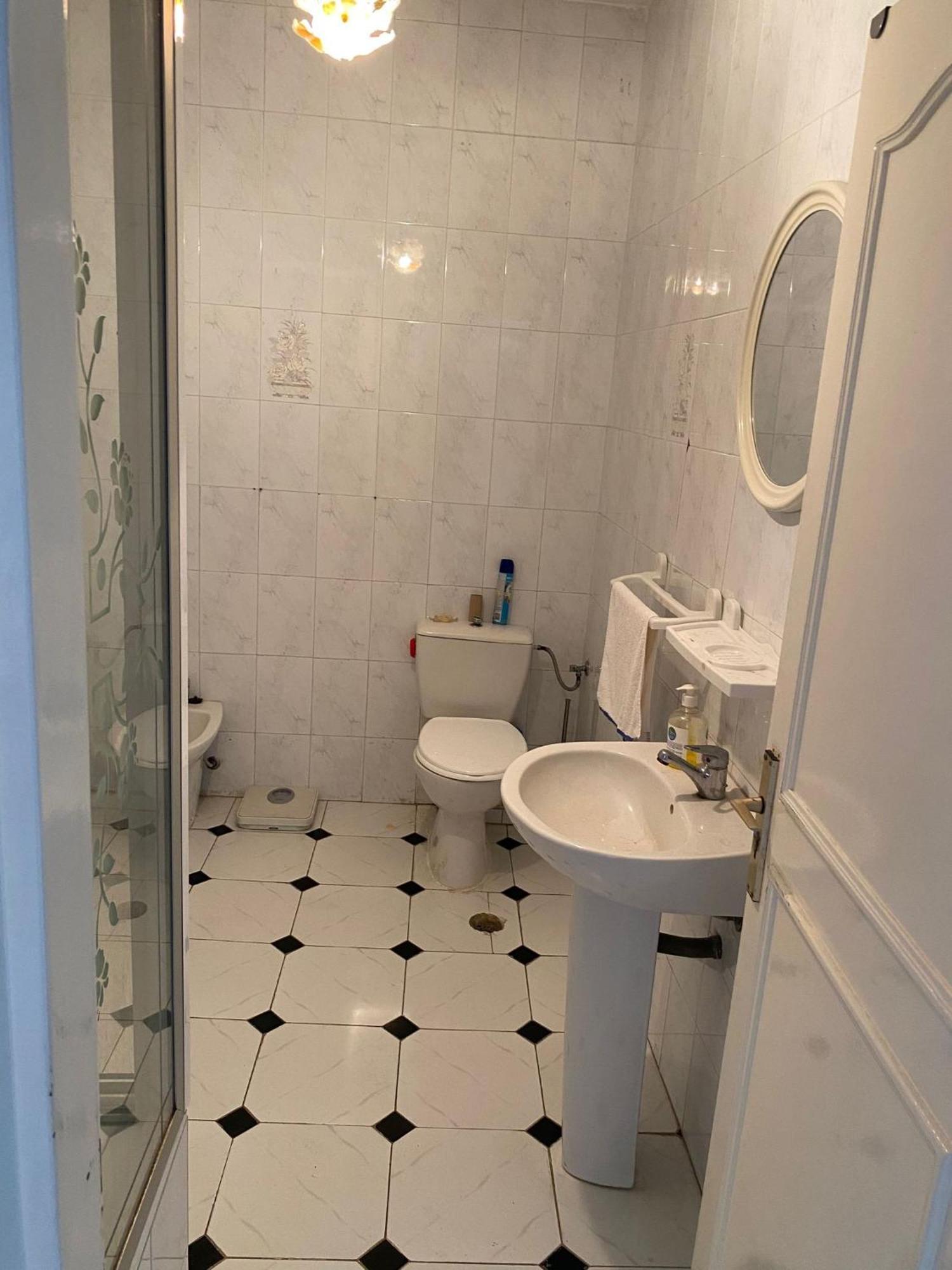 Homestay Center, With 2 Single Beds Tangier